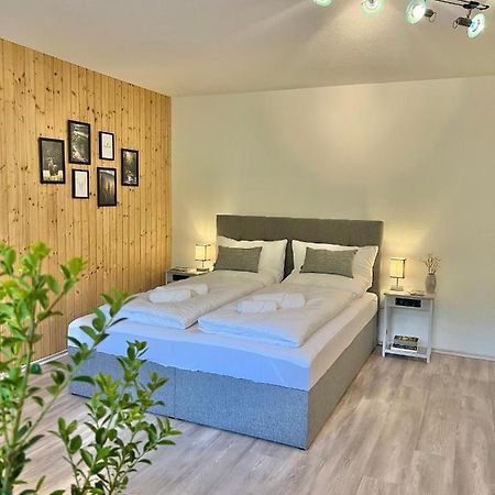 דירות סאסבאכוואלדן An Wanderwegen Gelegen Mit Terrasse Und Boxspringbett מראה חיצוני תמונה
