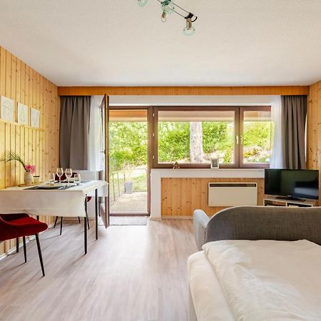 דירות סאסבאכוואלדן An Wanderwegen Gelegen Mit Terrasse Und Boxspringbett מראה חיצוני תמונה