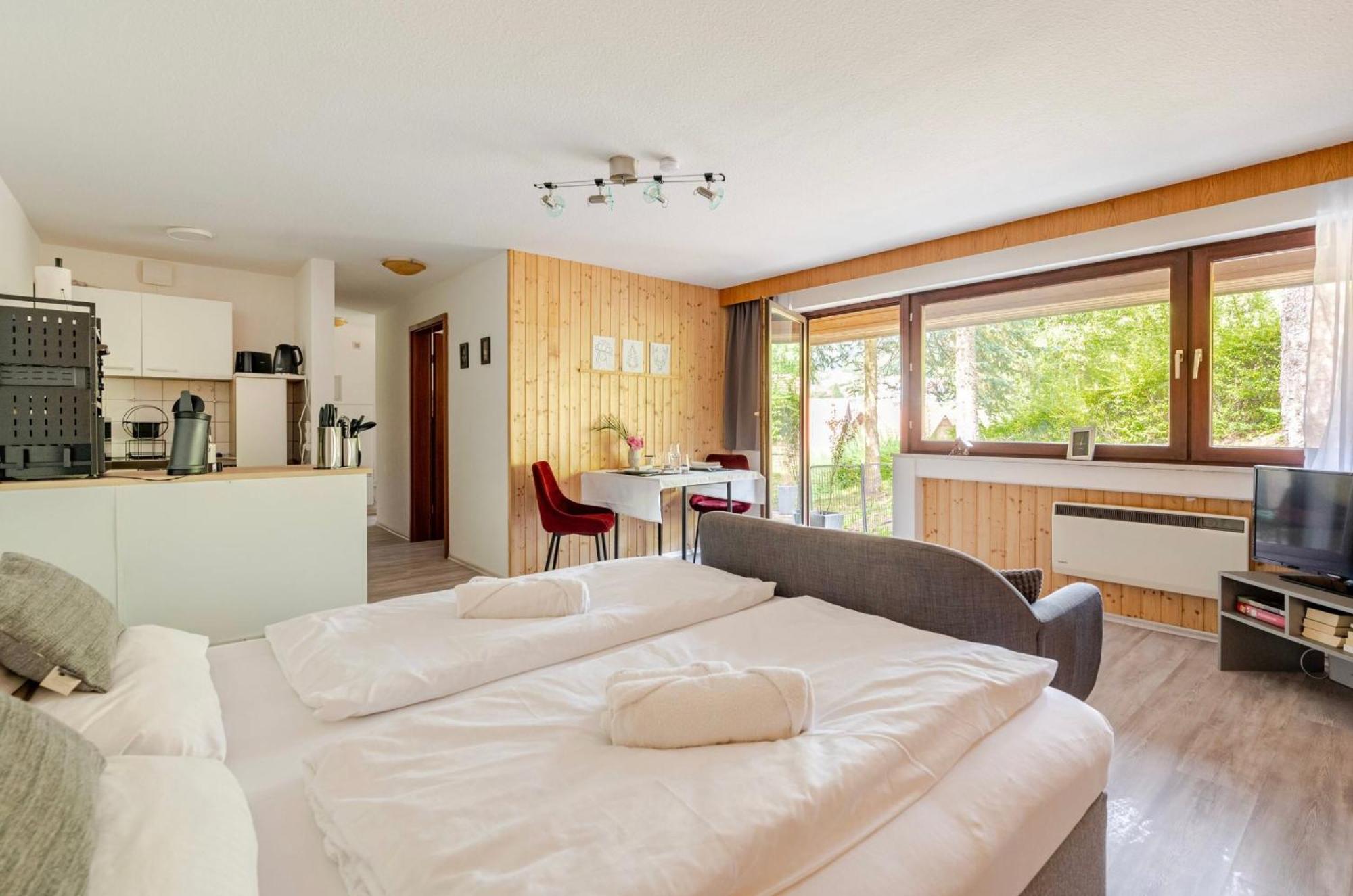 דירות סאסבאכוואלדן An Wanderwegen Gelegen Mit Terrasse Und Boxspringbett מראה חיצוני תמונה